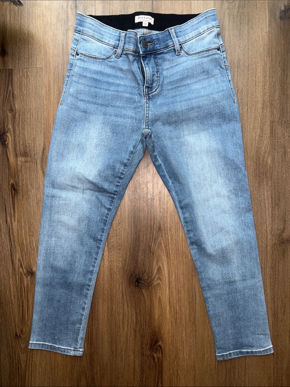 Juicy Couture Light Blue Denim Jeans with Gold Stitching